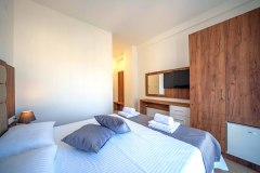 Luxury-Journey-4-SOBA-SA-KUPATILOM-SPRAT-II-7