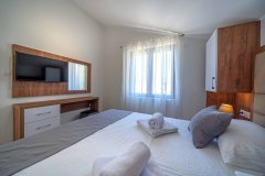 Luxury-Journey-6-CETVOROKREVETNI-APARTMAN-POTKROVLJE-5